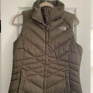 Women’s North Face Vest
